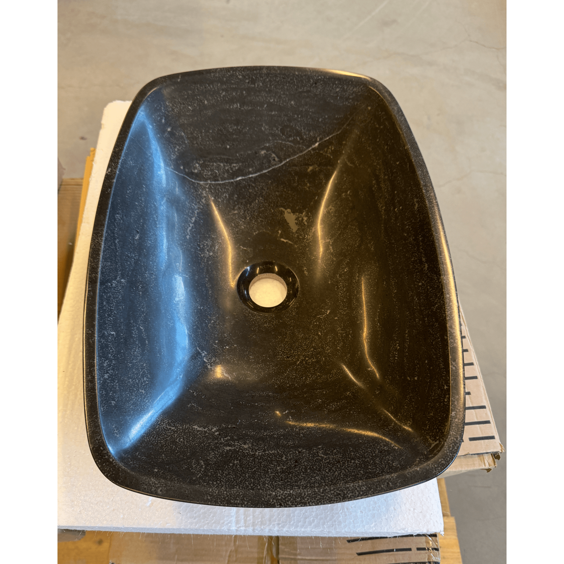Dark Cosmo No.3 - ELVV Servanter i stein