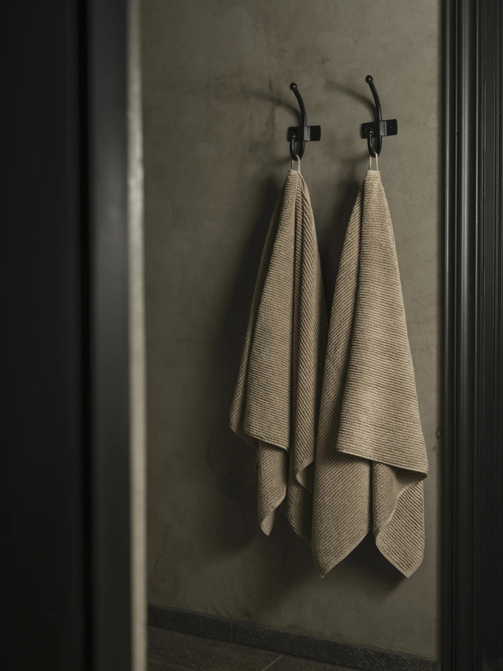 Ocean Towels, Halvor Bakke