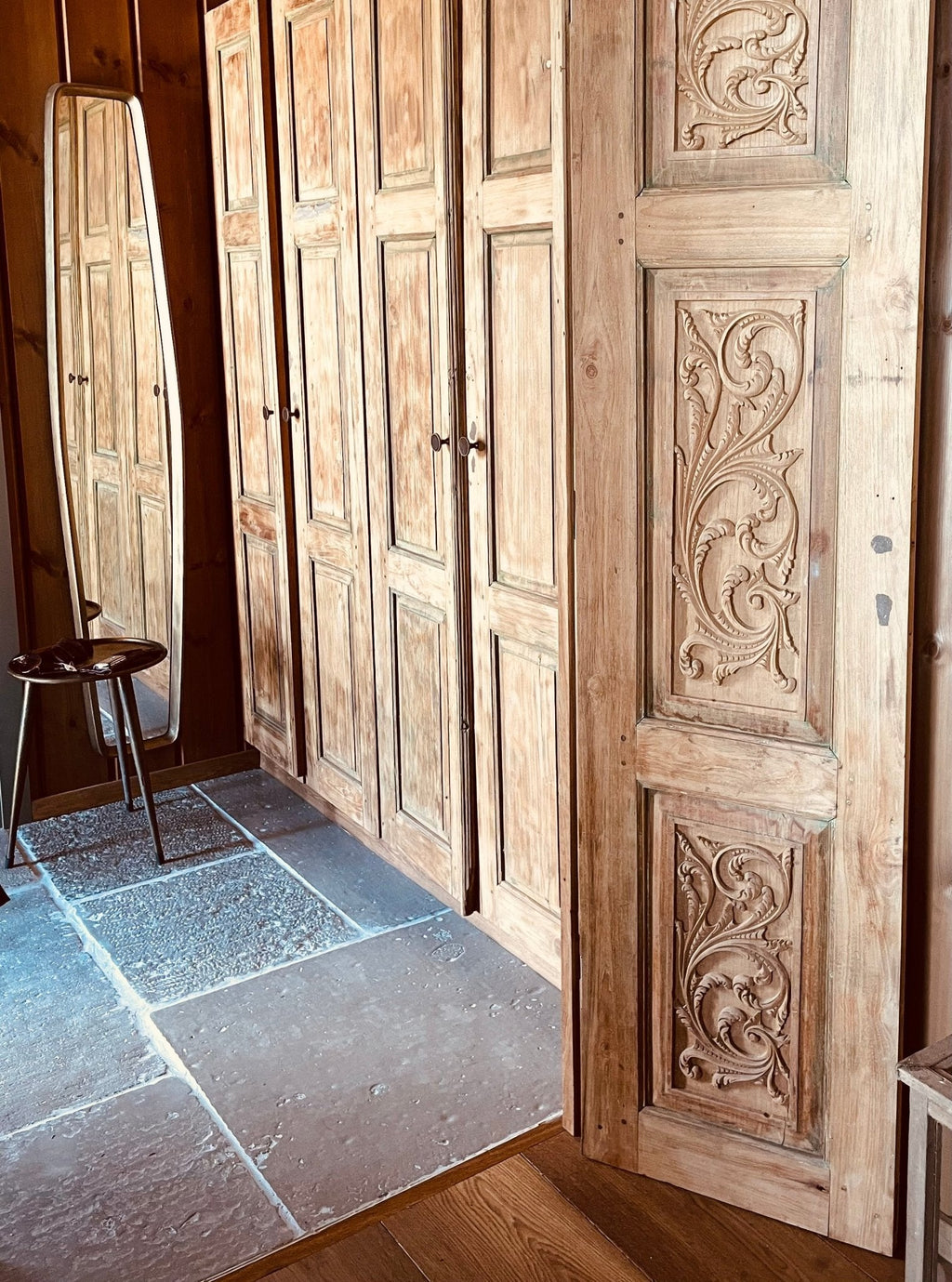 Teak Antique Wood Double Door - ELVV Servanter